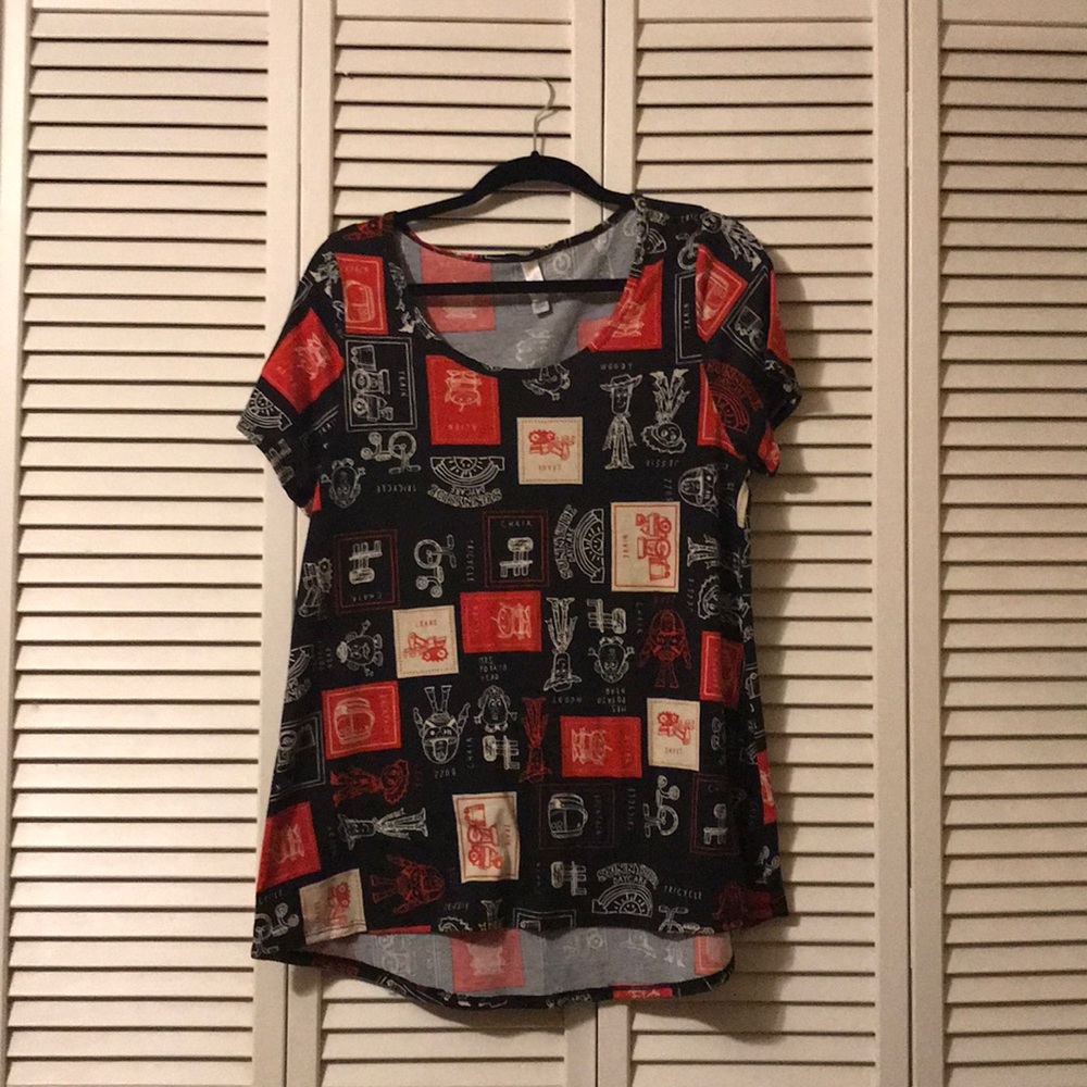 L Classic Tee, Toy Story 3, Black background